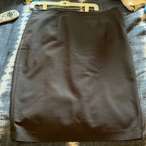 Women’s Black pencil skirt size 12 -Harve Bernard